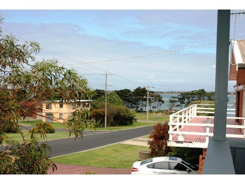 11 Shetland Heights Road, San Remo VIC 3925