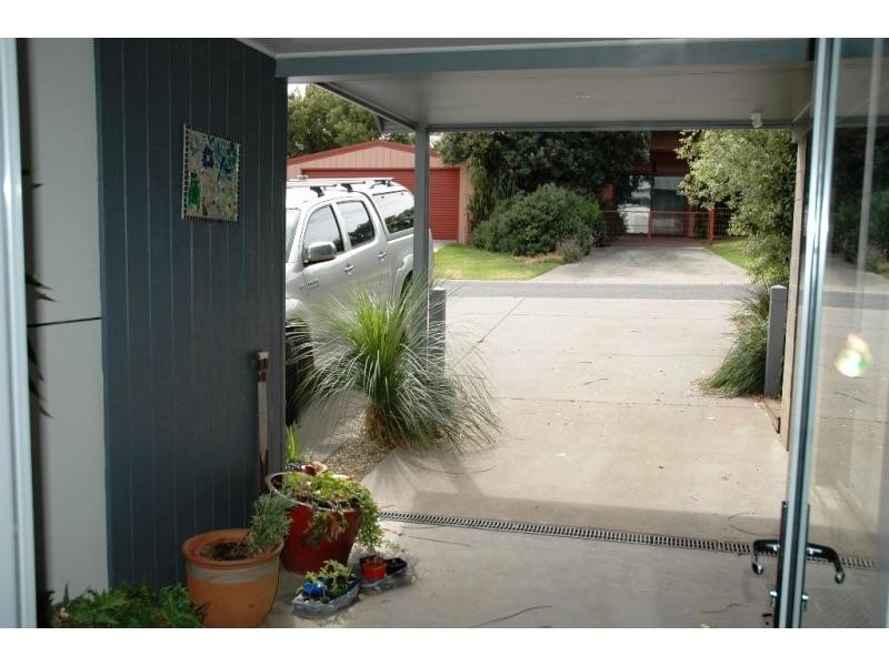 11 Shetland Heights Road, San Remo VIC 3925
