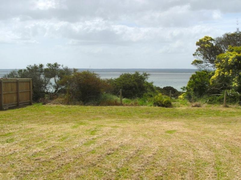 42 Moorings Place, Corinella VIC 3984