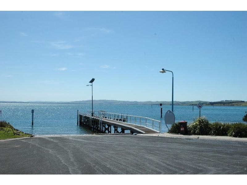 12 Seaview Street, Newhaven VIC 3925