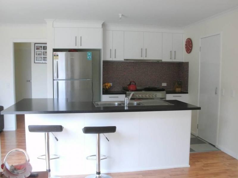 16 Tatiara Drive, Grantville VIC 3984