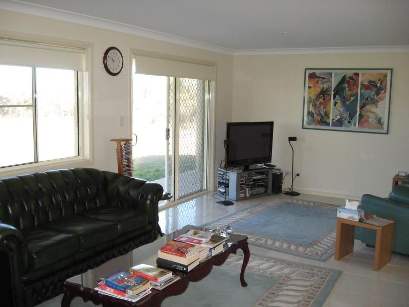 703 Donnellys Castle Road, Pozieres, Stanthorpe QLD 4380