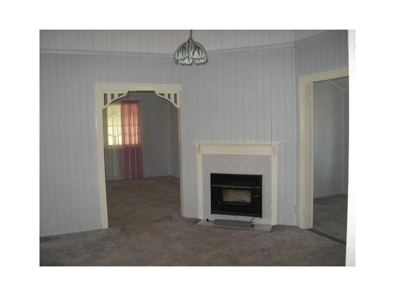 21 Hillcrest Street, Stanthorpe QLD 4380