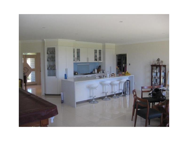 15 Neville Lane, Kyoomba QLD 4380
