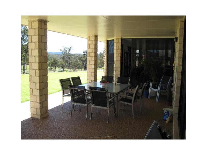 15 Neville Lane, Kyoomba QLD 4380