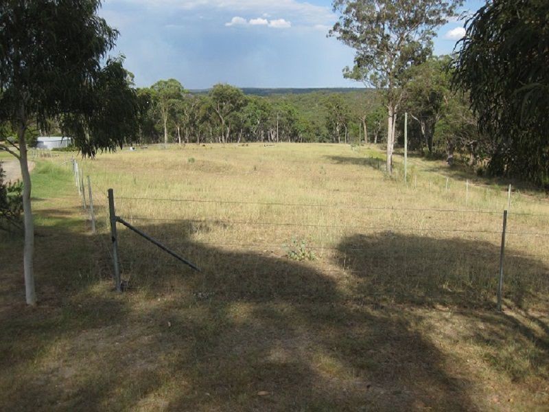 15 Neville Lane, Kyoomba QLD 4380