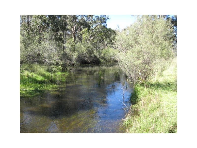 15 Neville Lane, Kyoomba QLD 4380