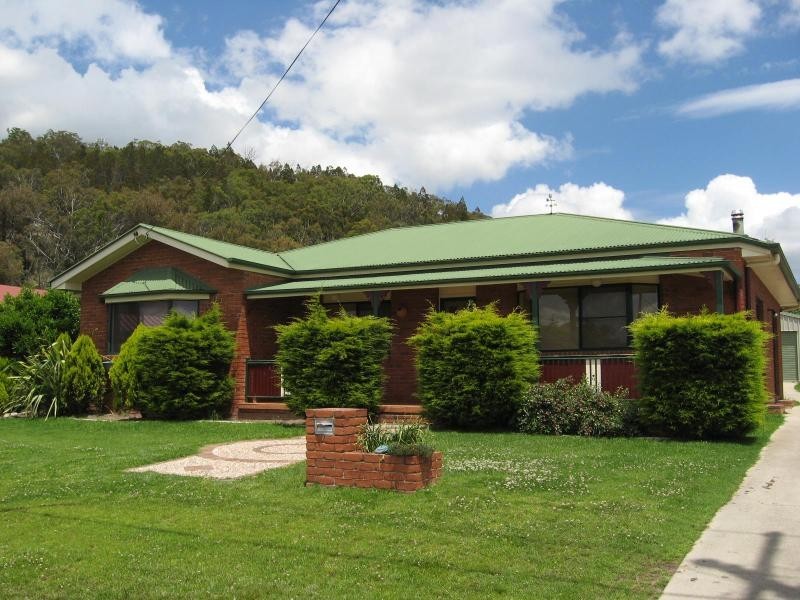 14 Alice Street, Stanthorpe QLD 4380