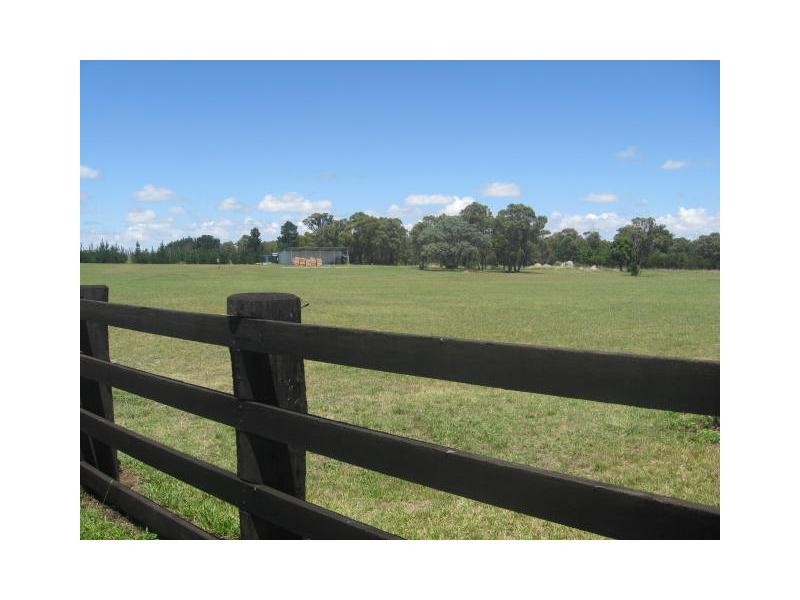 57 Schumann Lane, Thulimbah, Stanthorpe QLD 4380