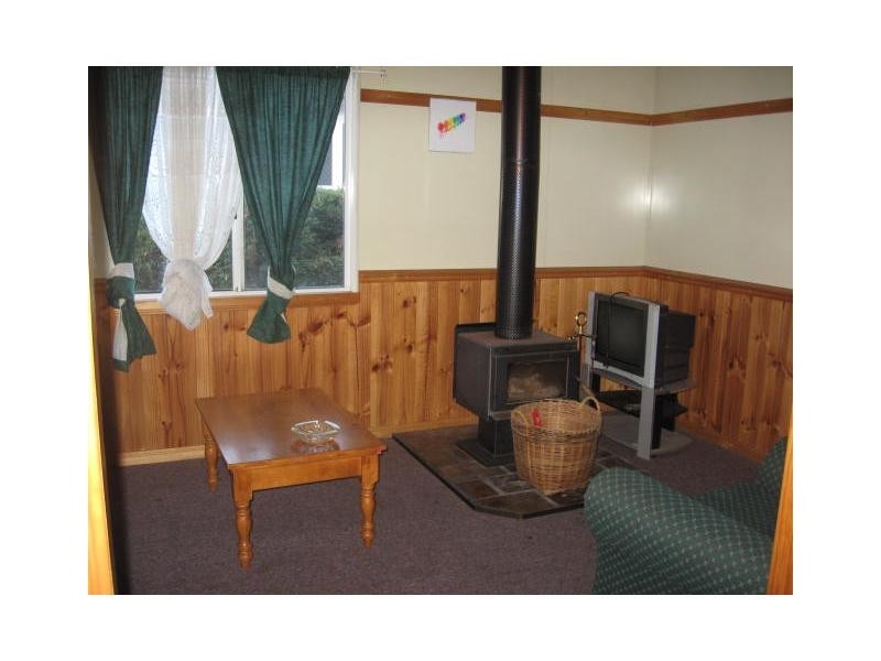 59 Wallangarra Road, Stanthorpe, Stanthorpe QLD 4380