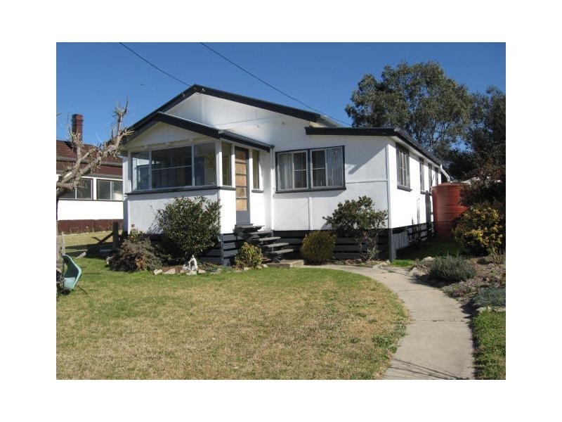 32 Symes Street, Stanthorpe, Stanthorpe QLD 4380
