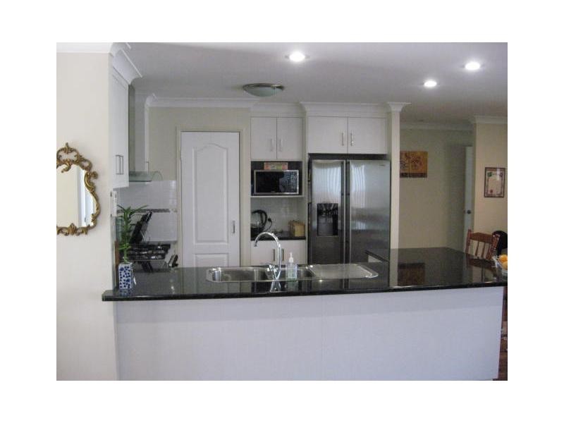 19 Forrest Street, Glen Aplin, Stanthorpe QLD 4380