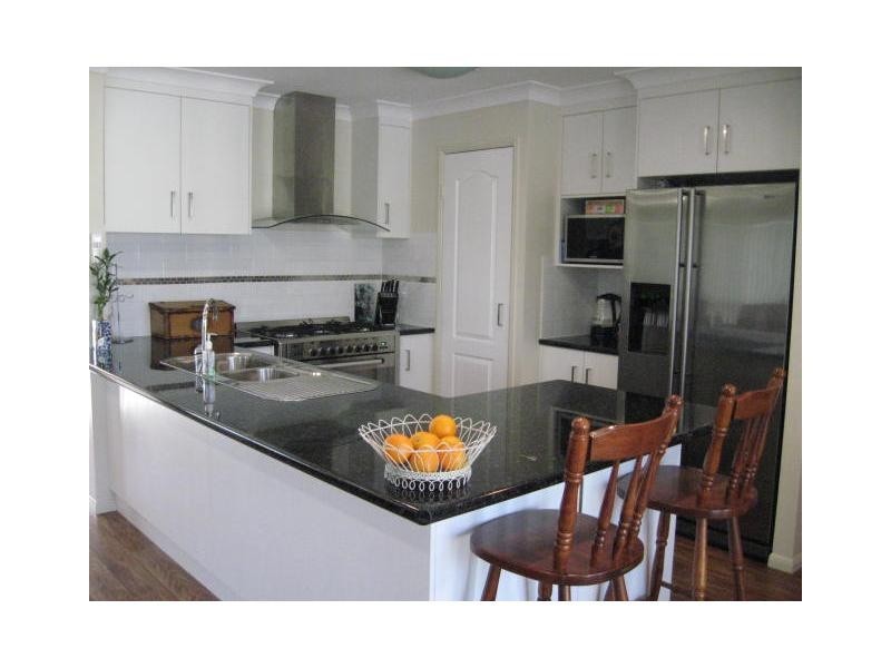 19 Forrest Street, Glen Aplin, Stanthorpe QLD 4380