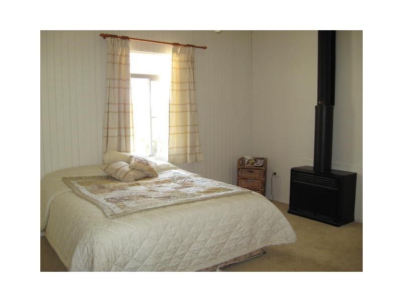 24 Caslick Lane, Stanthorpe, Stanthorpe QLD 4380