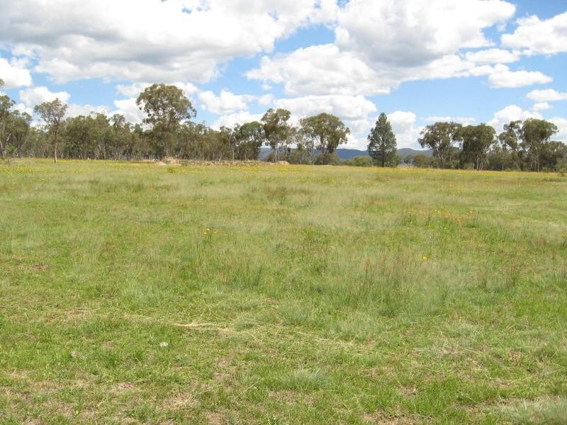 51 McMeniman Road, Ballandean, Stanthorpe QLD 4380