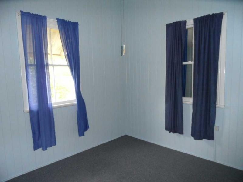 1 Petzler Street, Stanthorpe QLD 4380