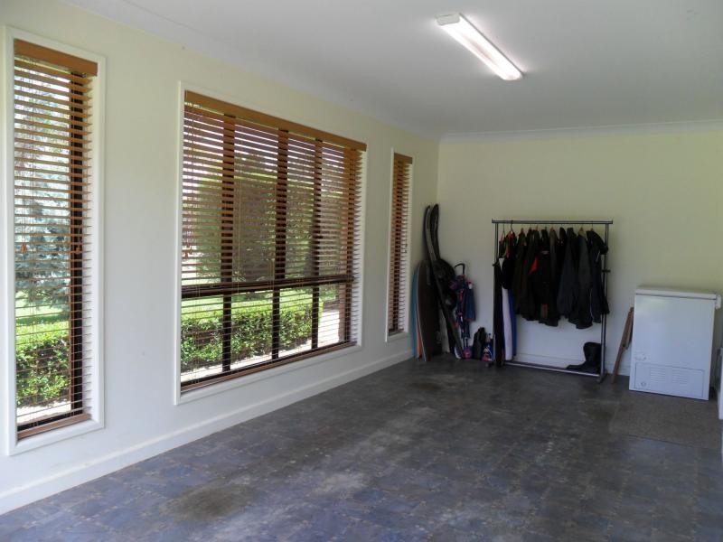 387 Amosfield Road, Stanthorpe QLD 4380