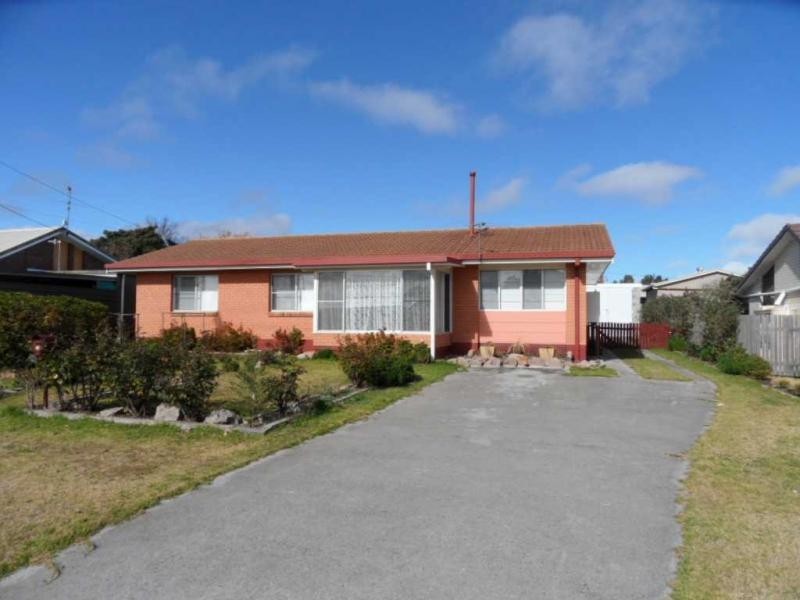 3 Mackenzie Street, Stanthorpe, Stanthorpe QLD 4380