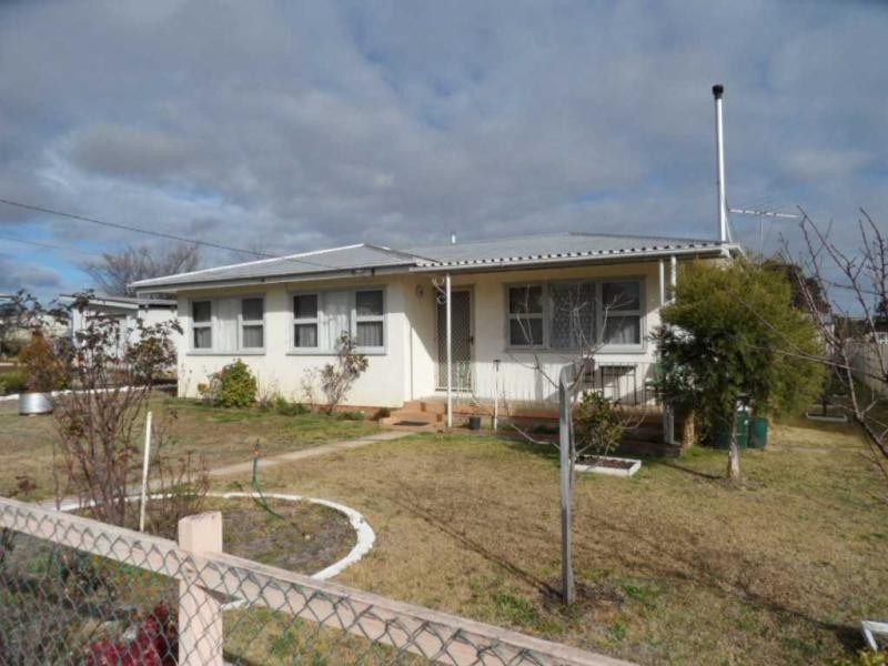 18 Thorpe Street, Stanthorpe, Stanthorpe QLD 4380