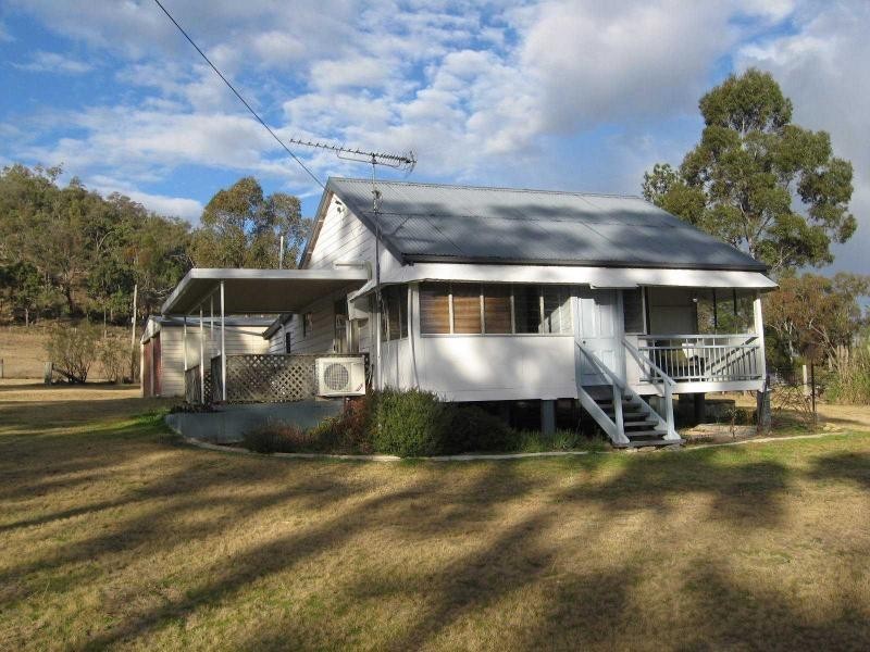 13 Jacobsens Road, Ballandean, Stanthorpe QLD 4380
