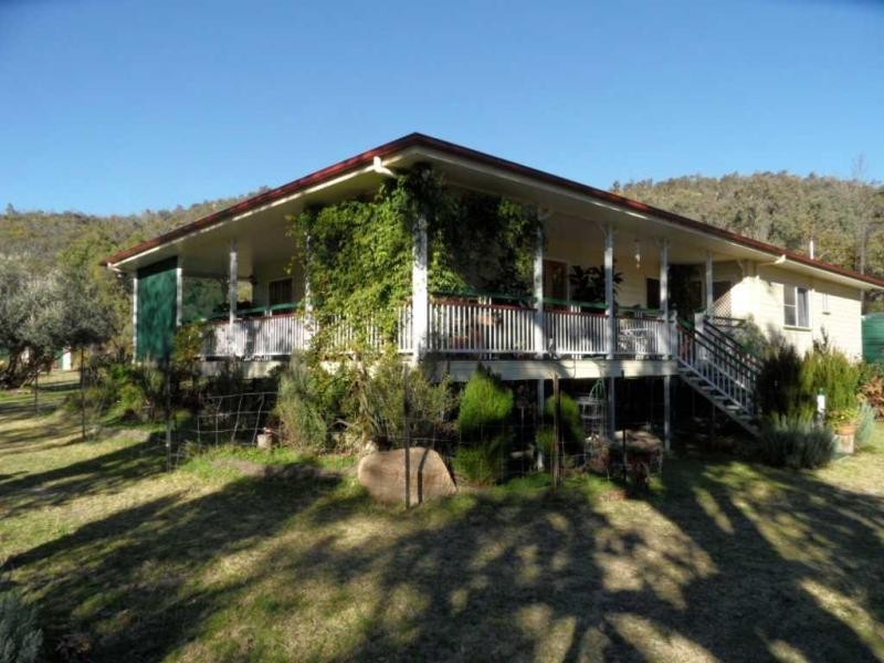 427 Limberlost Road, Glen Aplin, Stanthorpe QLD 4380