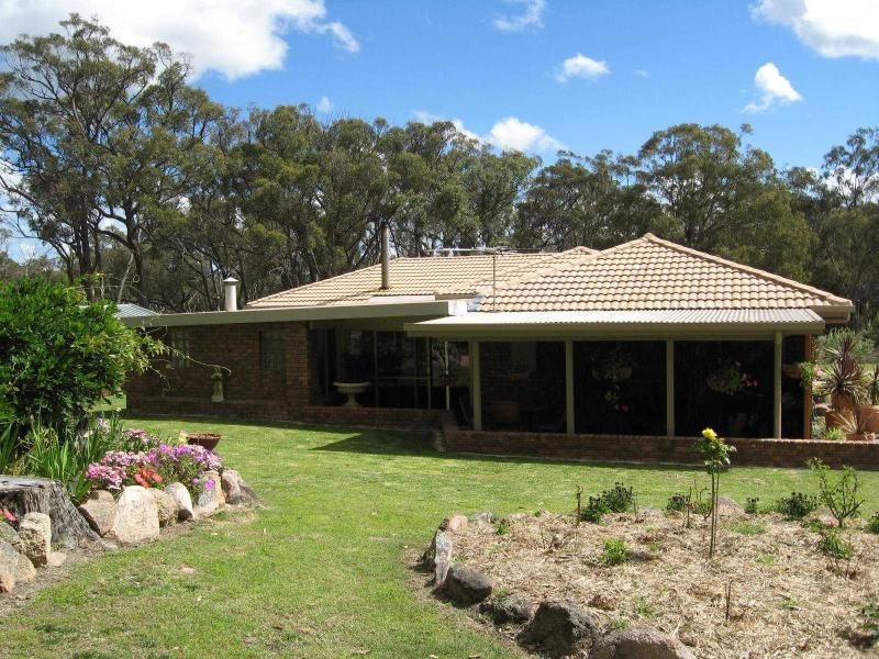 33 Moss Court, Stanthorpe QLD 4380