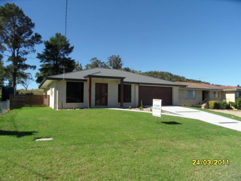 23 Pike Street, Stanthorpe, Stanthorpe QLD 4380