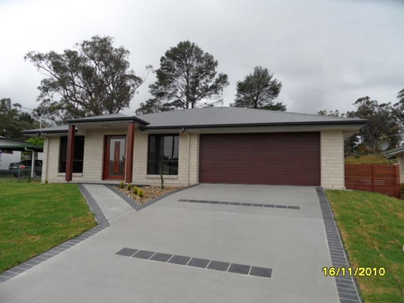 23 Pike Street, Stanthorpe, Stanthorpe QLD 4380