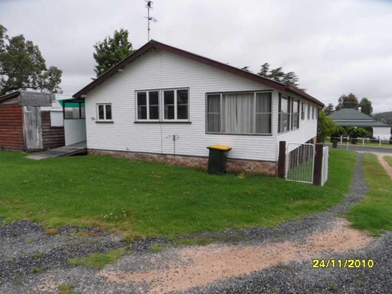 76 Greenup Street, Stanthorpe QLD 4380