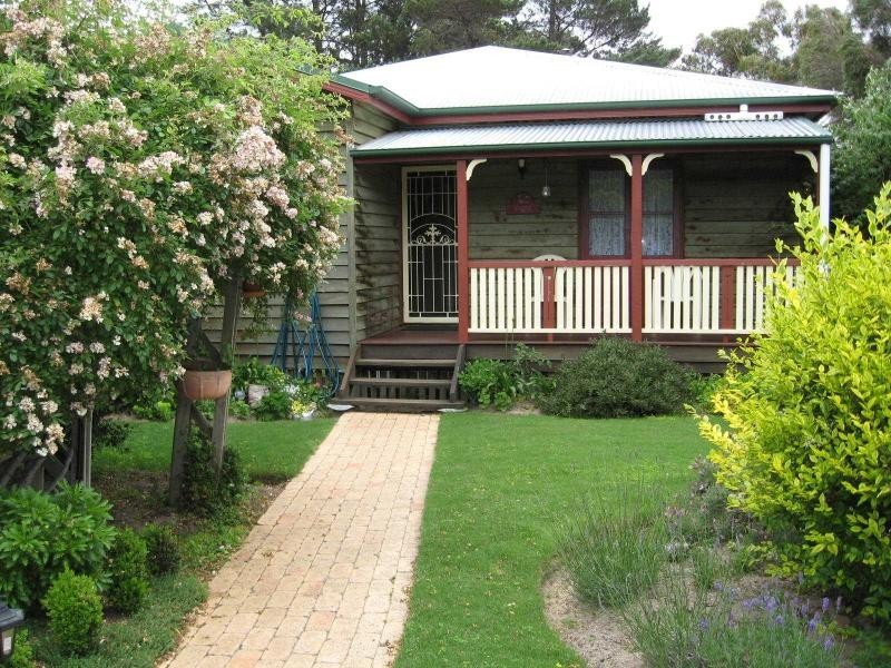 12 Anzac Street, Stanthorpe QLD 4380