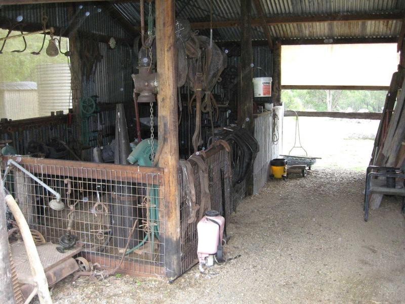 225 Tunnel Road, Dalveen, Stanthorpe QLD 4380