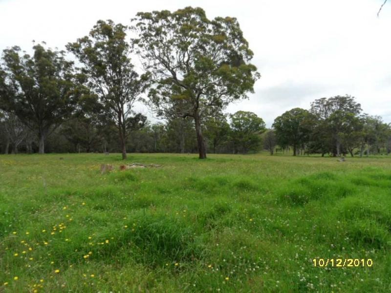 1 Tenterfield Street, Liston, Stanthorpe QLD 4380