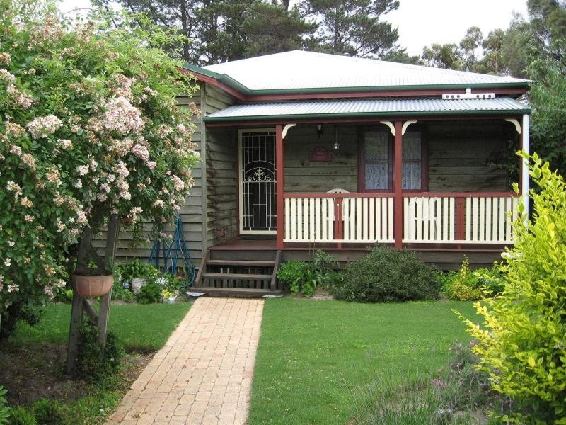 12 Anzac Street, Stanthorpe QLD 4380