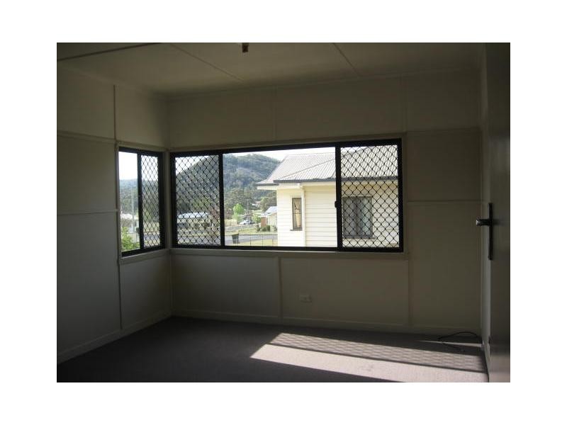 5 Thorpe Street, Stanthorpe, Stanthorpe QLD 4380