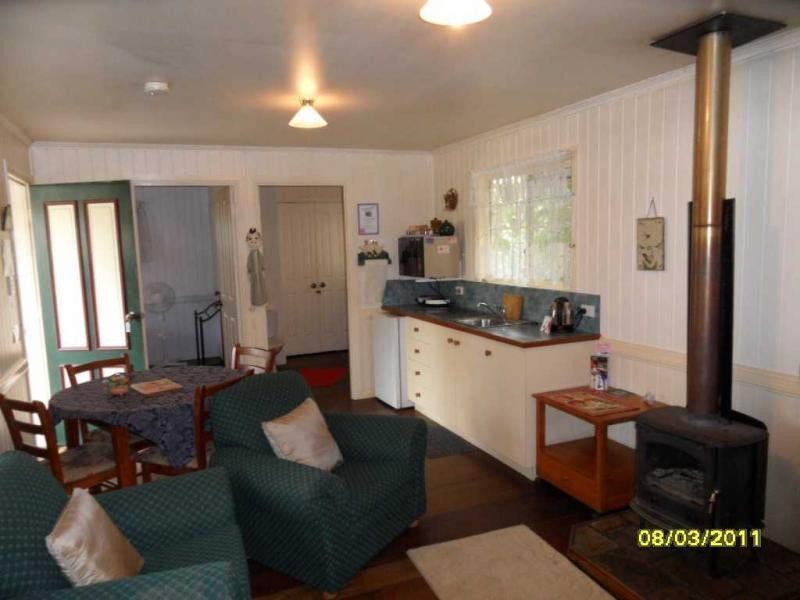 66 Wallangarra Road, Stanthorpe QLD 4380