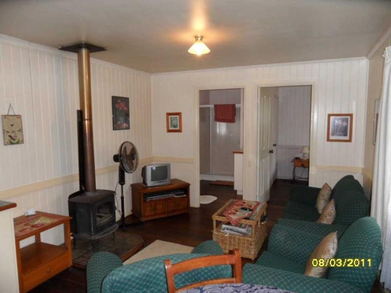 66 Wallangarra Road, Stanthorpe QLD 4380