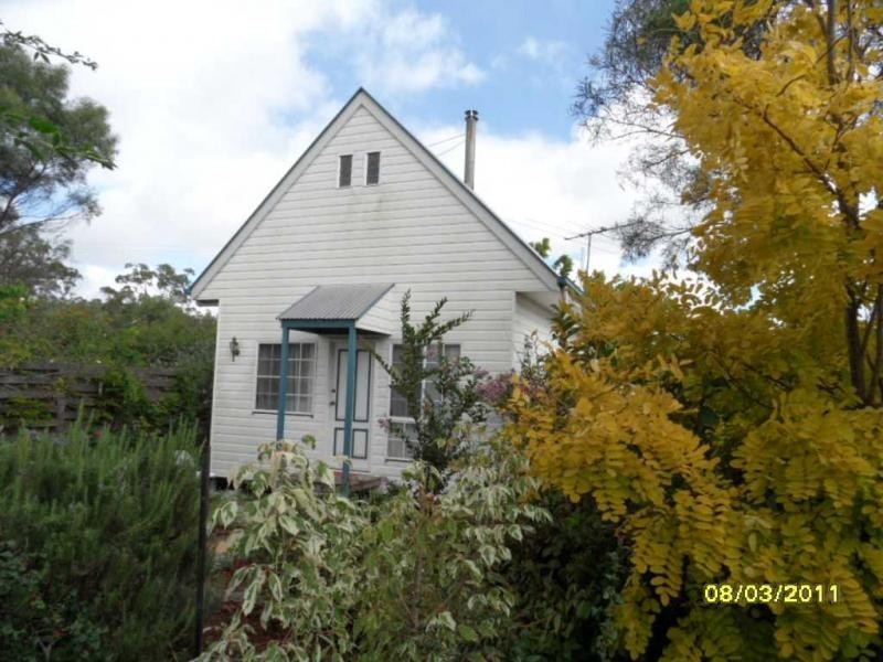 66 Wallangarra Road, Stanthorpe QLD 4380