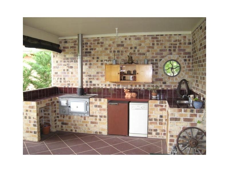 34 Torrisi Terrace, Stanthorpe QLD 4380