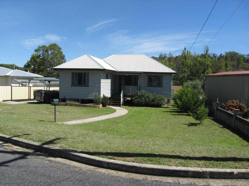 28a Pike Street, Stanthorpe QLD 4380