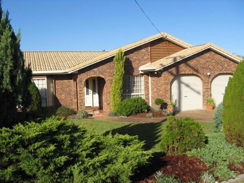 99 College Road, Stanthorpe QLD 4380
