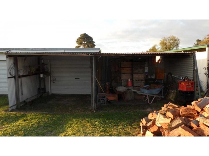 30 Lock Street, Stanthorpe QLD 4380