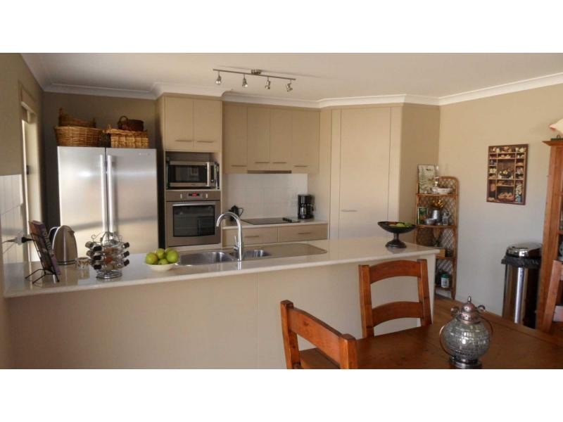 10 Sangricoli Court, Stanthorpe QLD 4380