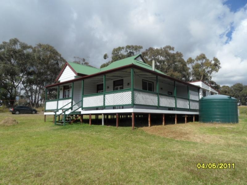 242 Marinis Road, Stanthorpe QLD 4380