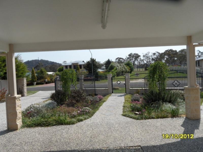 17 Fairway Crescent, Stanthorpe QLD 4380