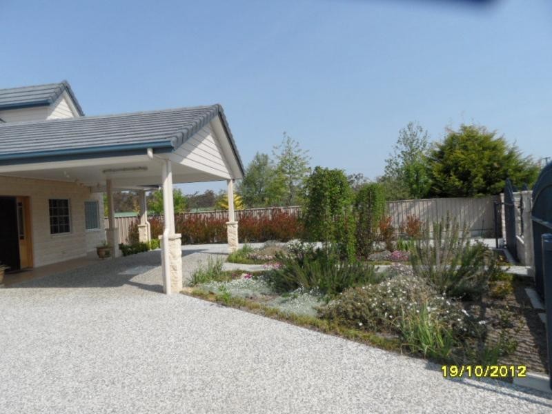 17 Fairway Crescent, Stanthorpe QLD 4380