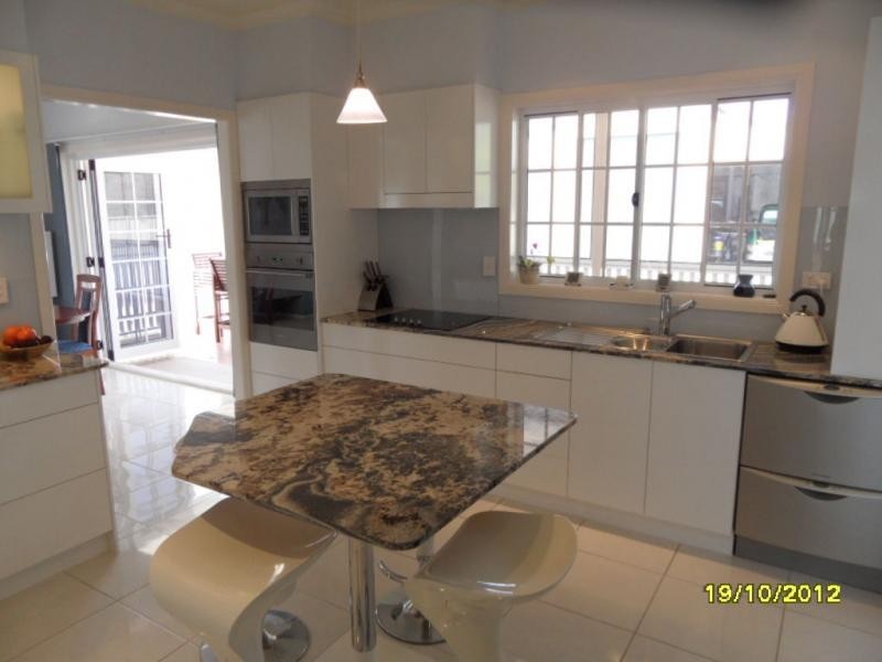 17 Fairway Crescent, Stanthorpe QLD 4380