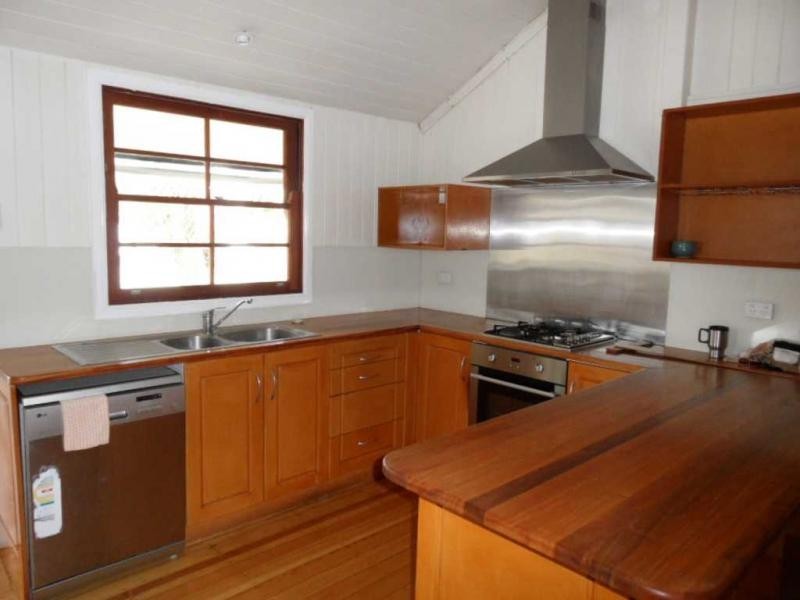 61 Lock Street, Stanthorpe QLD 4380