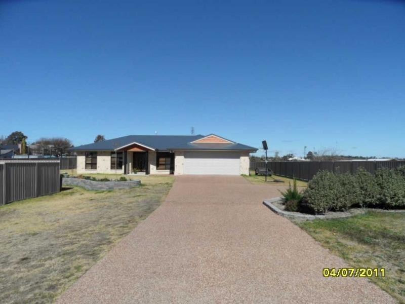 25A Harris Street, Stanthorpe QLD 4380