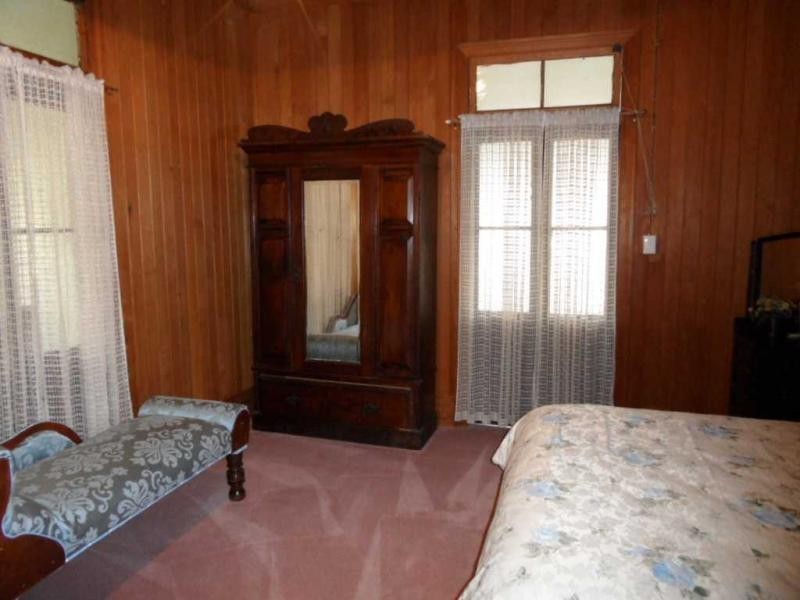 56 Wallangarra Road, Stanthorpe QLD 4380