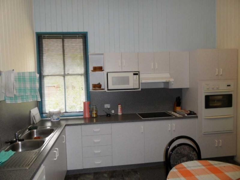 56 Wallangarra Road, Stanthorpe QLD 4380